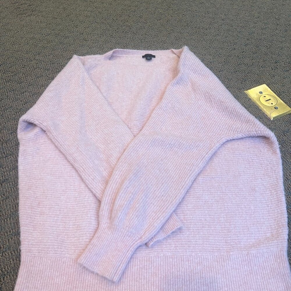 Pink Sweater - Picture 3 of 4
